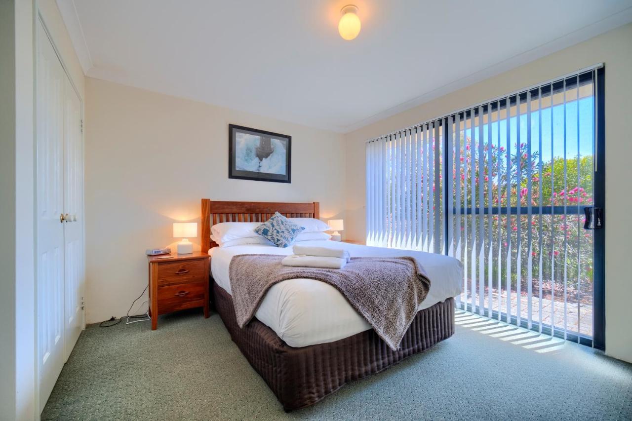 Bayside Villas Walpole Bagian luar foto